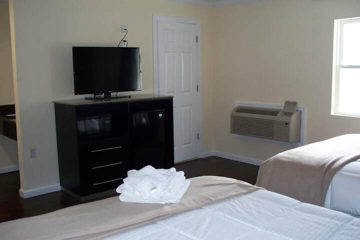 Budget Inn & Suites