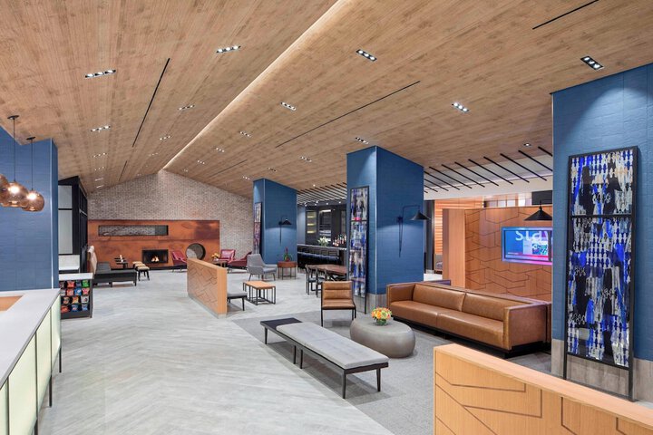 Hotel Interior 6 of 33