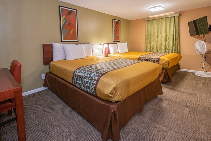 Far West Motel