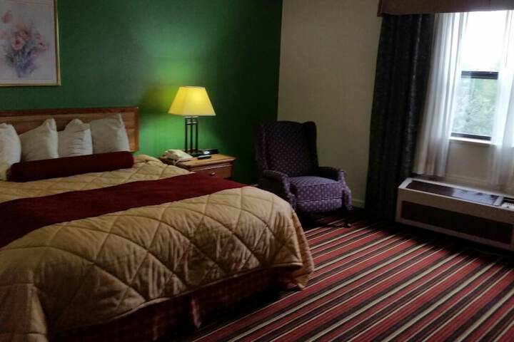 Room 5 of 42