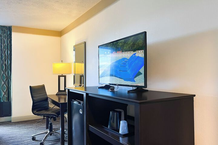 Country Cascades Waterpark Resort