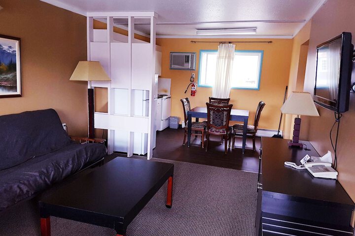 Room 20 of 48
