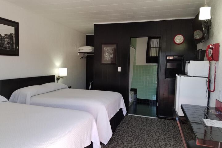 Room 28 of 55