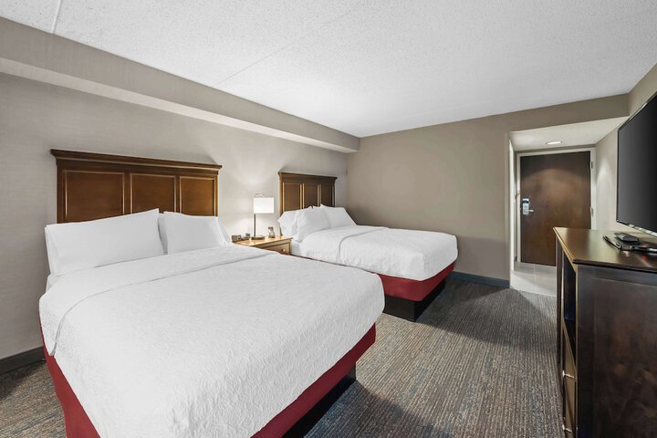 Hampton Inn by Hilton New Bedford / Fairhaven