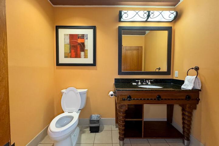 Room 47 of 75