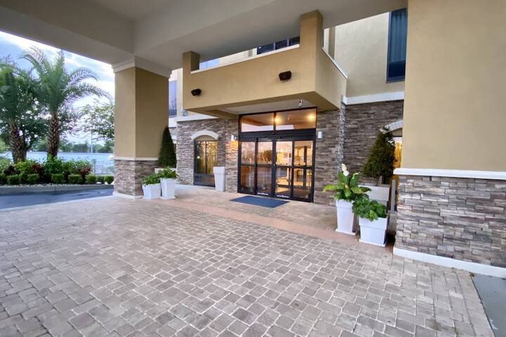 Hotel 3 of 62