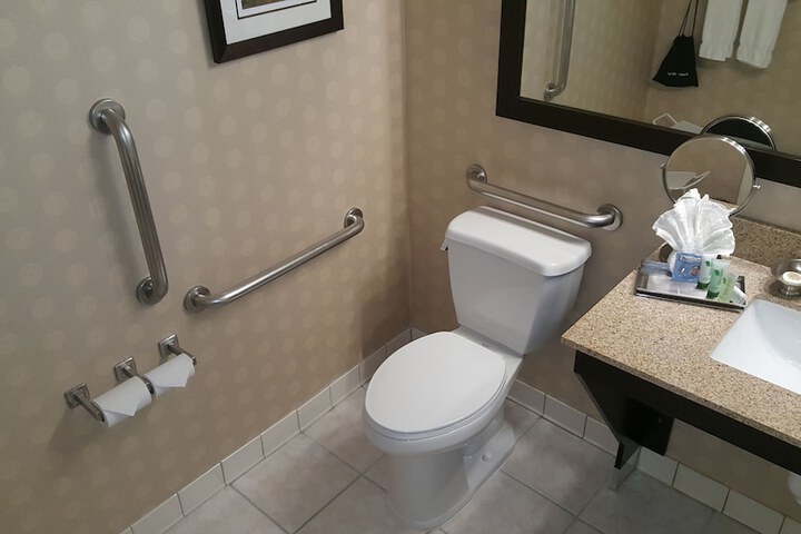 Room 12 of 50
