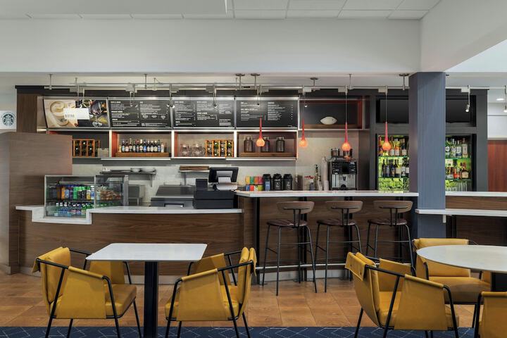 Courtyard by Marriott Dallas-Fort Worth / Bedford