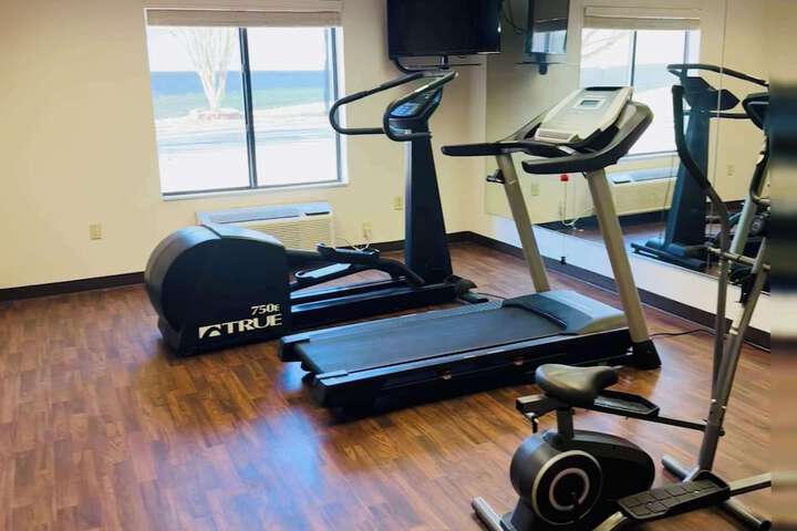 Clarion Pointe Albemarle