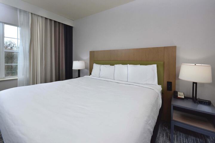 Country Inn & Suites by Radisson Asheville West near Biltmore