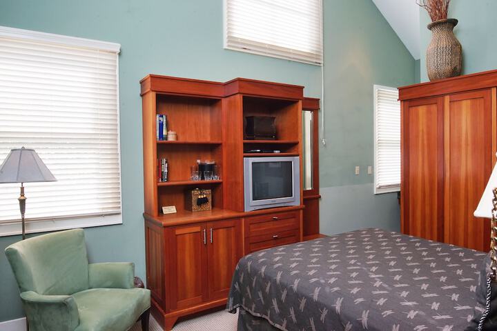 Room 55 of 79