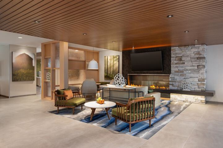 Hotel Interior 8 of 36