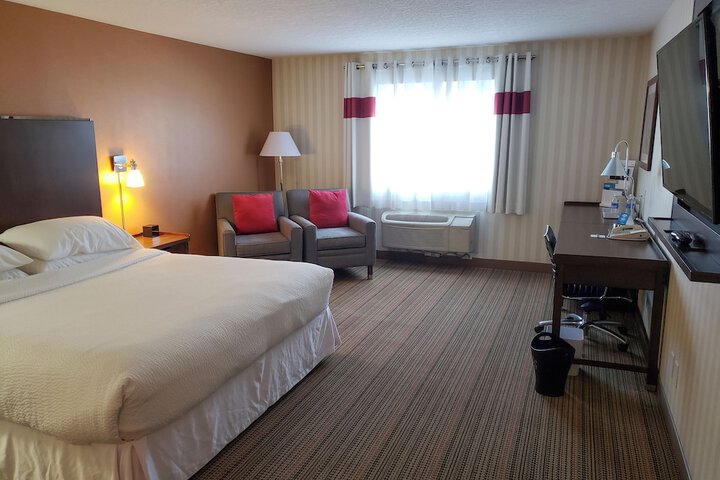 Room 30 of 37