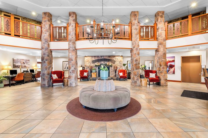 Best Western Rocky Mountain Lodge