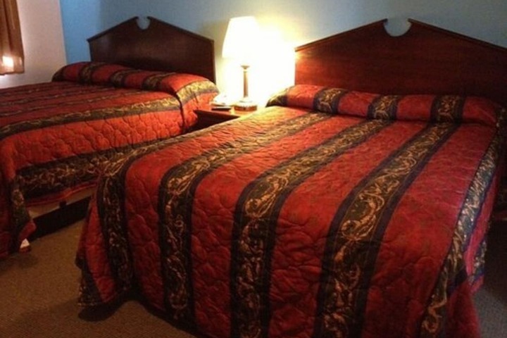 Room 7 of 24