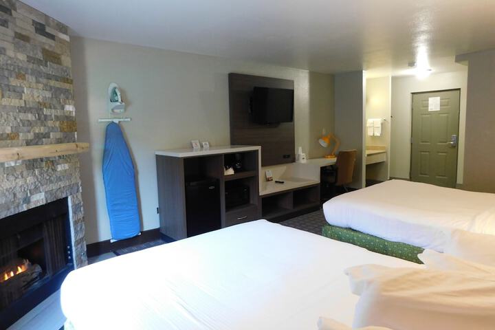 Room 38 of 102