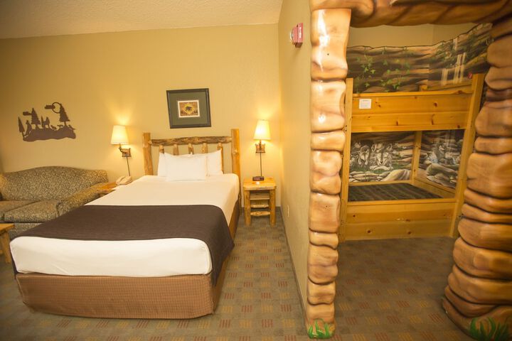 Room 34 of 85