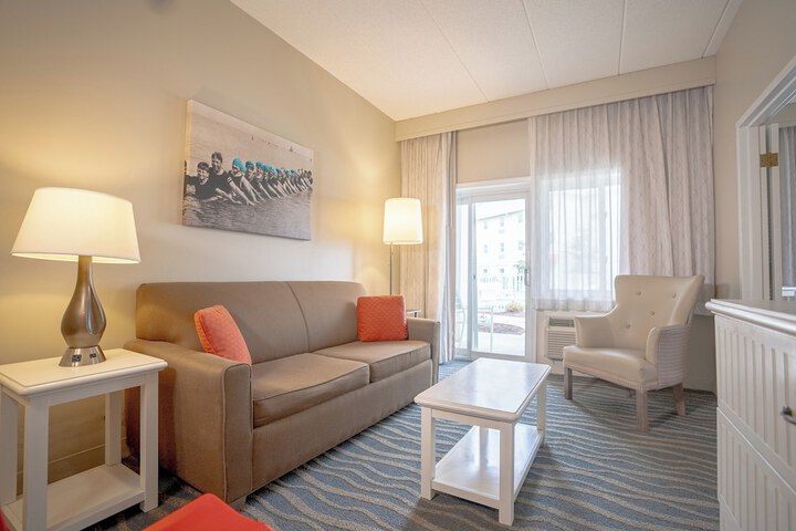 Cedar Points Hotel Breakers