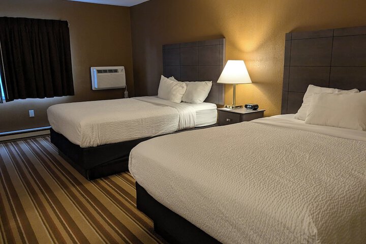 Magnuson Hotel Copper Crown