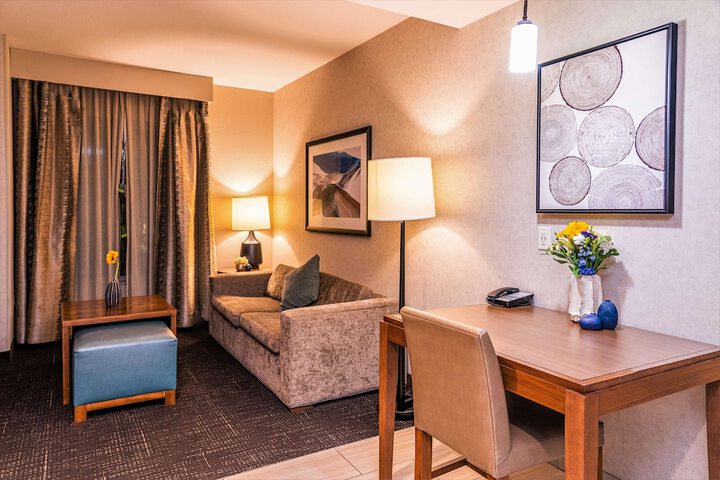 Room 42 of 85