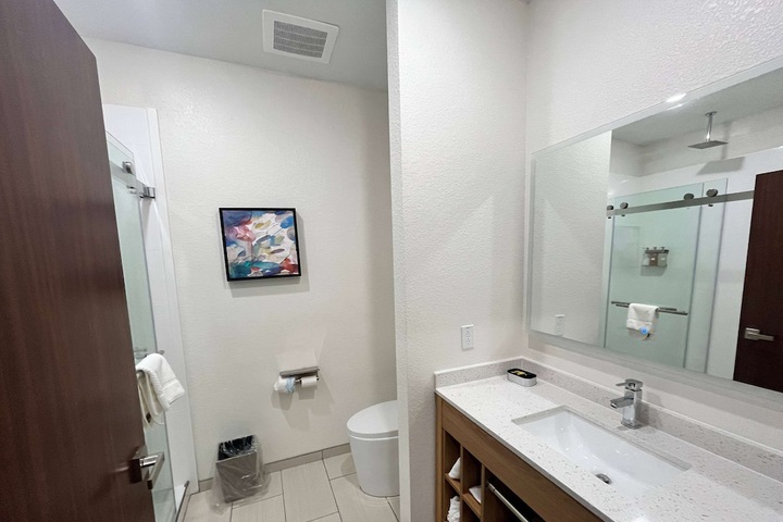 La Quinta Inn & Suites by Wyndham Coralville Iowa City