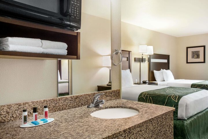 Room 14 of 20