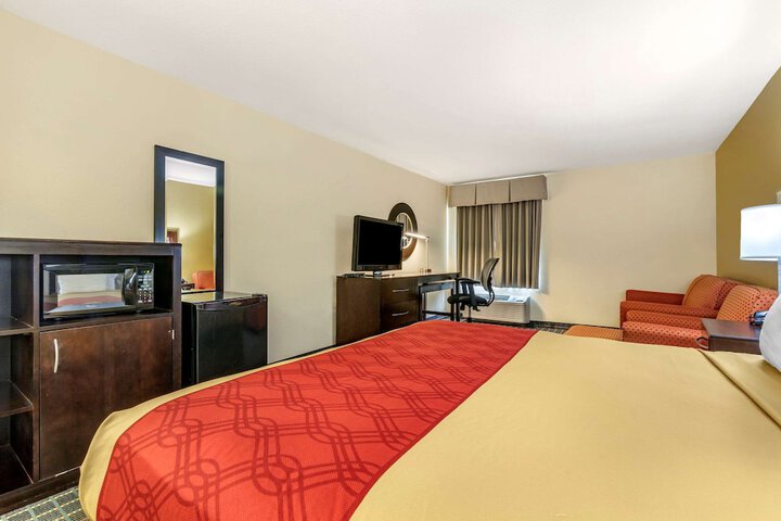 Room 13 of 29