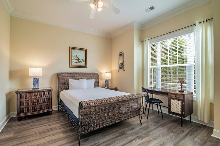 Litchfield Beach & Golf Resort