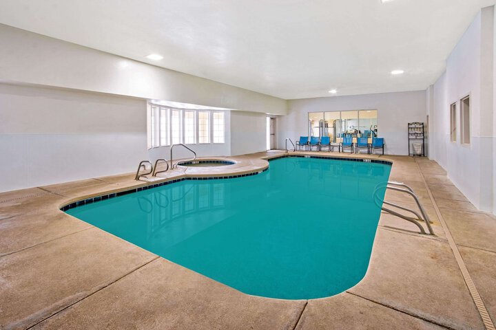 Pool 7 of 57