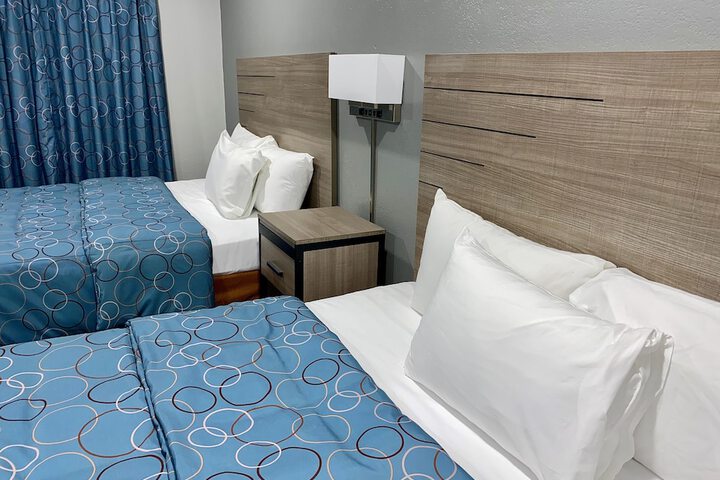 Budget Host Inn