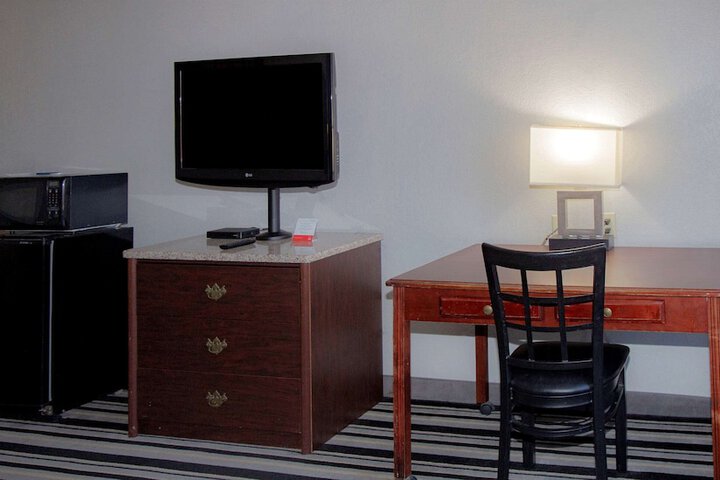 Room 51 of 66