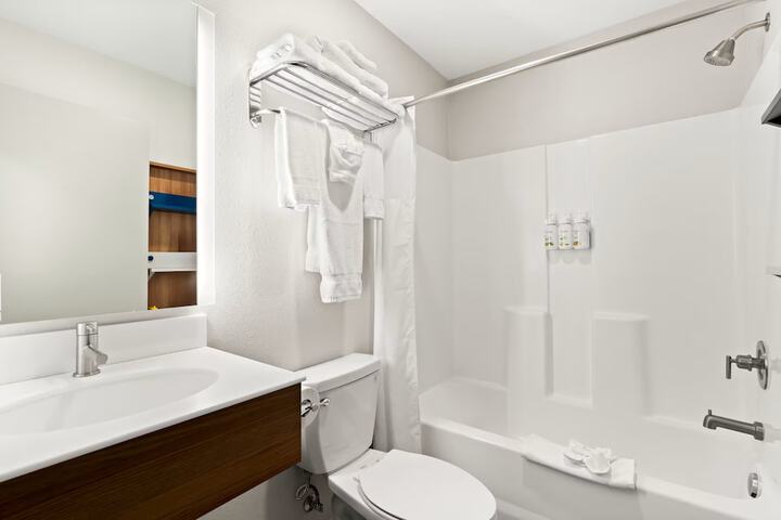 Holiday Inn Express & Suites George Quincy South by IHG