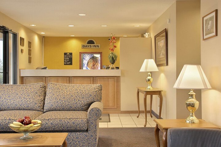 Hotel Interior 9 of 37