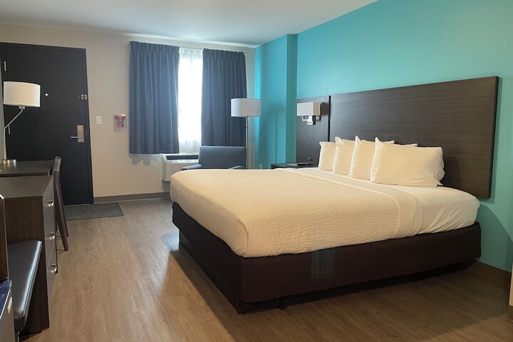 Room 36 of 51