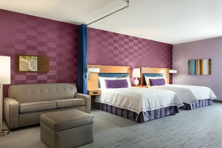Room 14 of 22