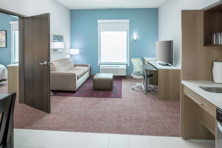 Room 34 of 46