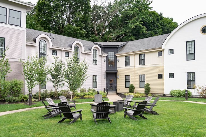 Briar Barn Inn