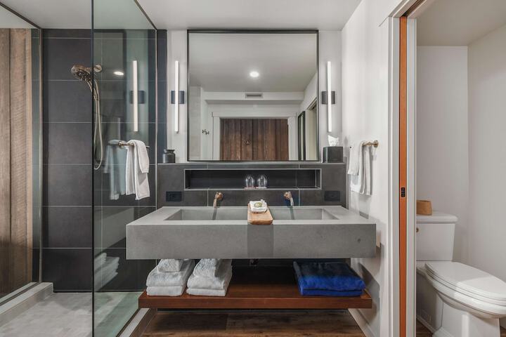 Headlands Coastal Lodge & Spa