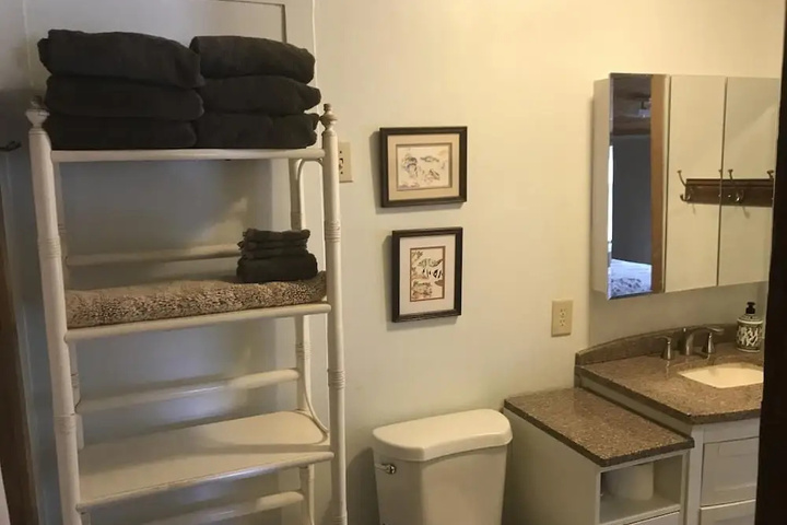 Decked Out 4 Br Home