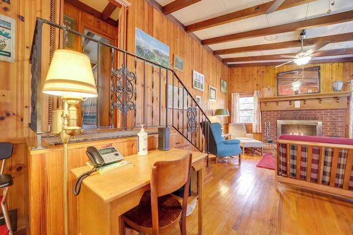 the Red Loft Candler Cottage Near Hiking Trails!