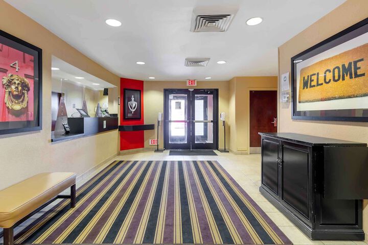 Hotel Interior 8 of 26