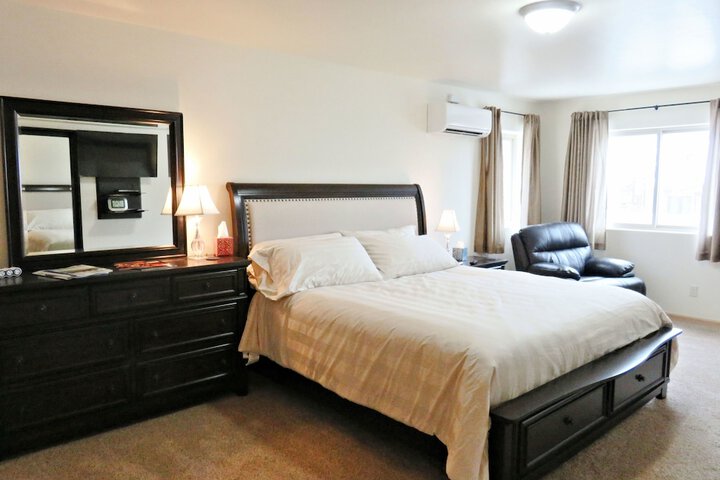 Room 50 of 82
