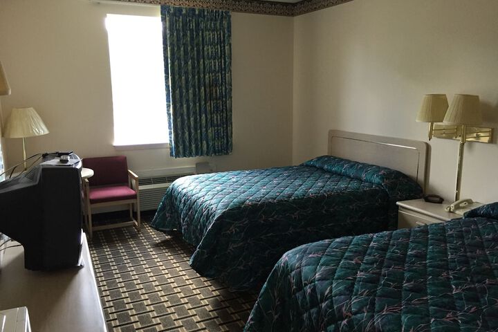 Room 15 of 17