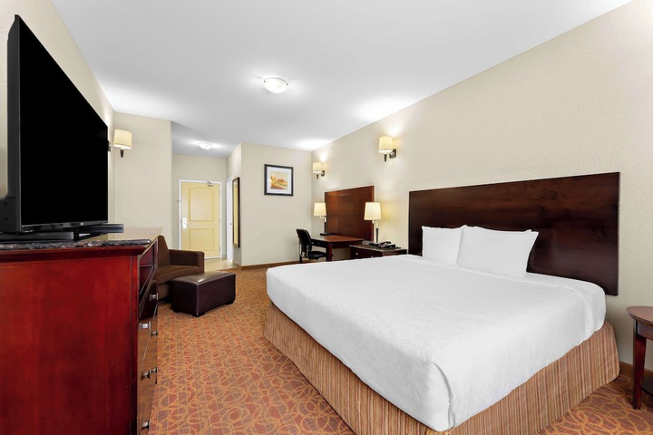 Room 14 of 50