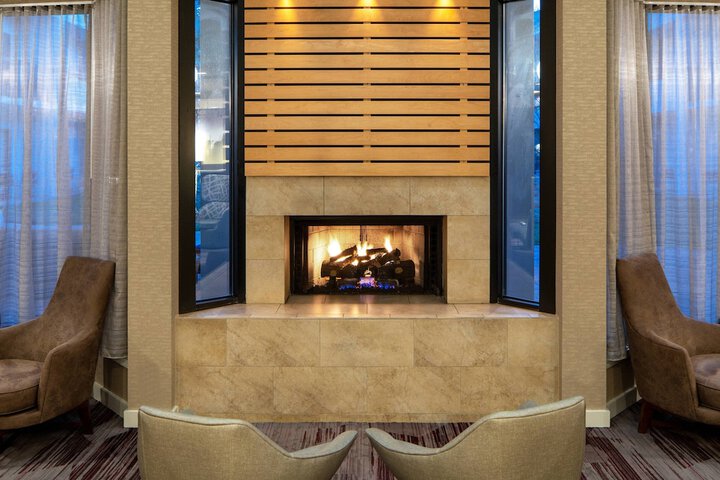 Hotel Interior 11 of 47