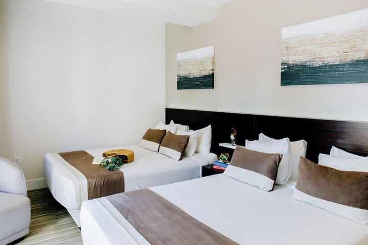 Room 21 of 44