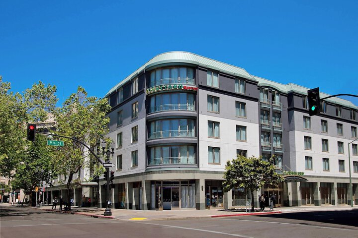 Courtyard by Marriott Oakland Downtown