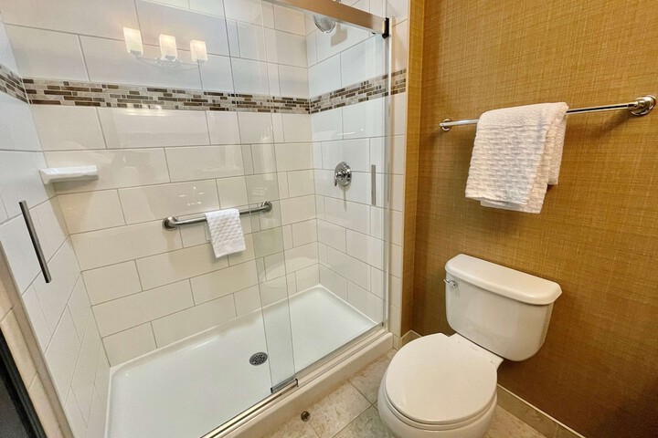 Room 21 of 39