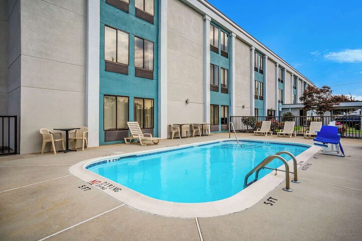 Pool 6 of 36