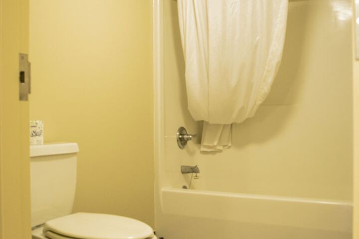 Room 40 of 51